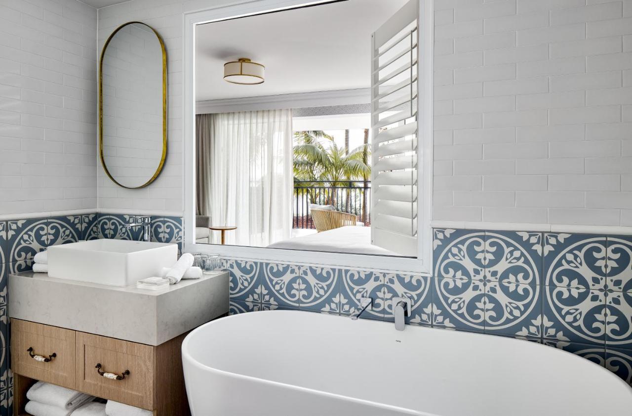 The Beachcomber Hotel & Resort, Ascend Hotel Collection Toukley Dış mekan fotoğraf Bathroom